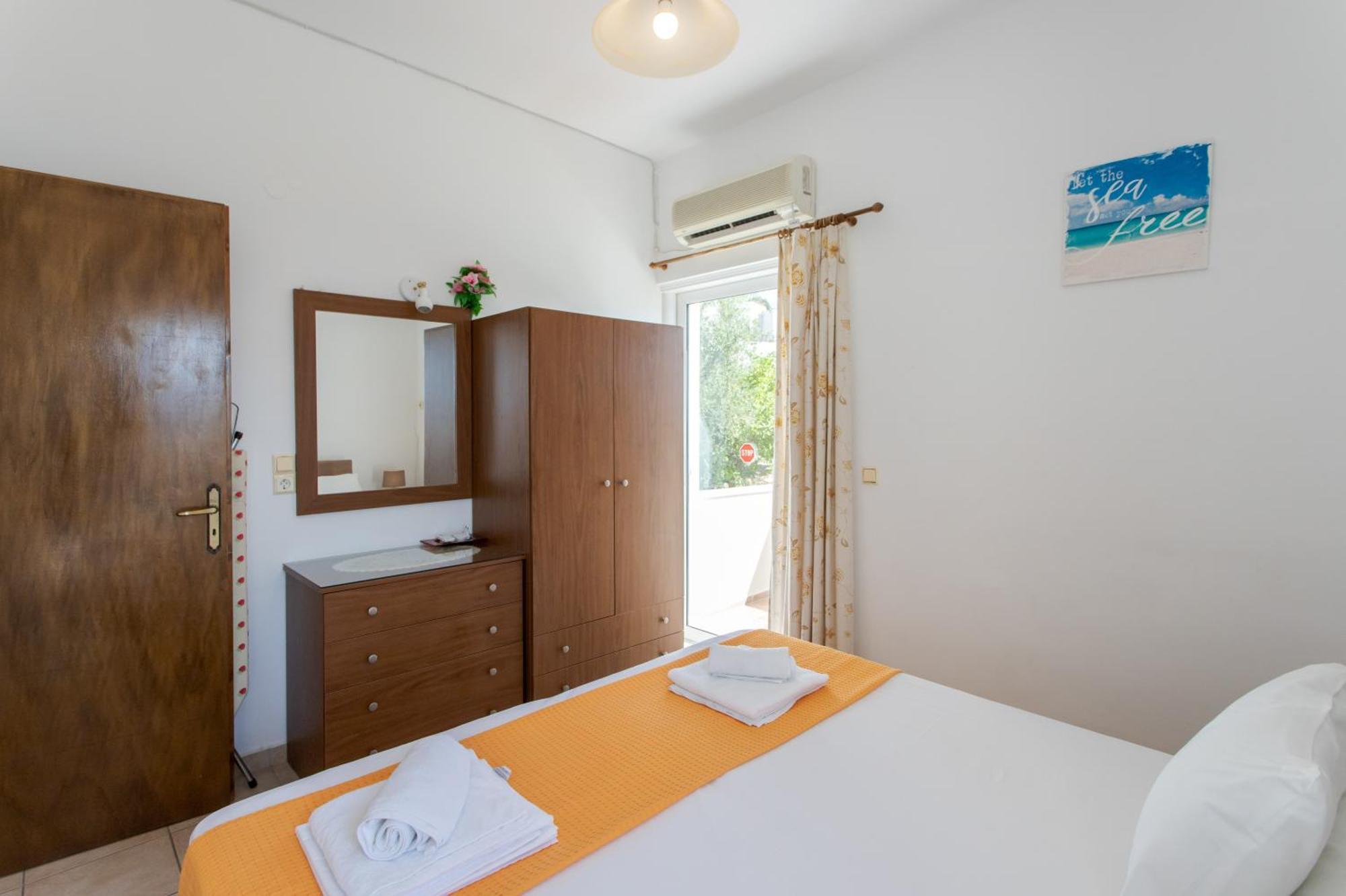 Manos Apartments Алмирида Номер фото