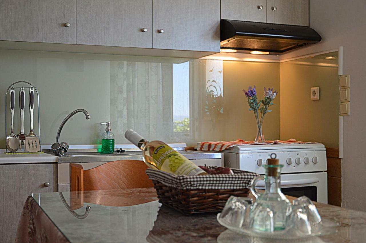 Manos Apartments Алмирида Экстерьер фото